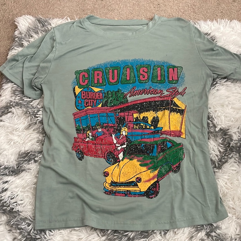 Graphic tee
